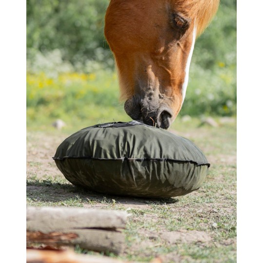 Fluffy Feeder Heica
